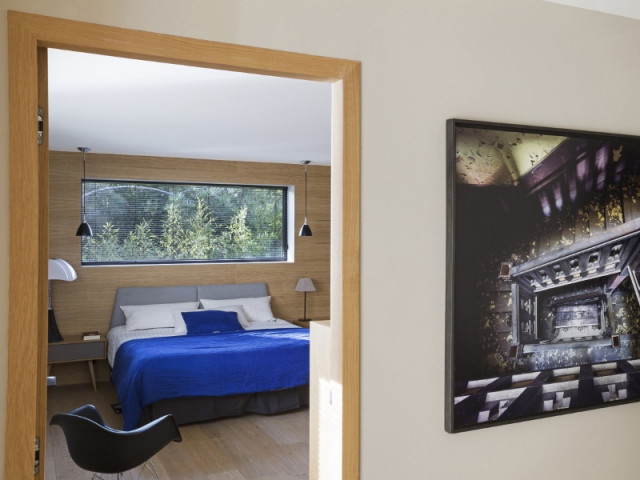 Une chambre comme une "petite boîte en bois"  - Une maison contemporaine au coeur de la nature