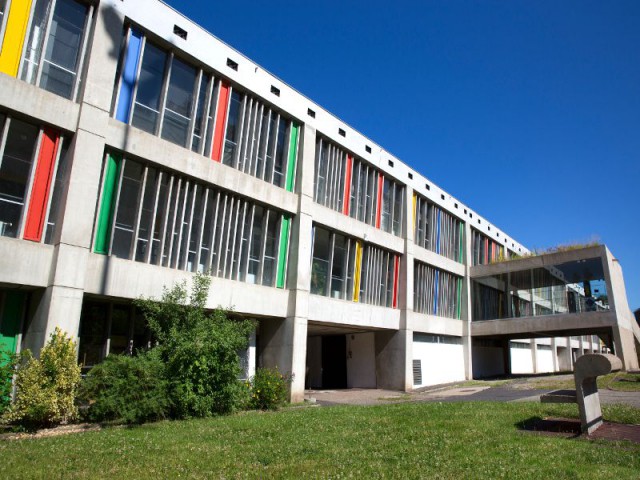 La Maison de la Culture à Firminy (Loire) réalisée par Le Corbusier inscrite sur la Liste du patrimoine mondial de l'UNESCO depuis juillet 2016