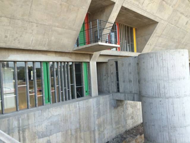 La Maison de la Culture, restaurée entre 2009 et 2013  - La Maison de la Culture à Firminy (Loire) réalisée par Le Corbusier inscrite sur la Liste du patrimoine mondial de l'UNESCO depuis juillet 2016