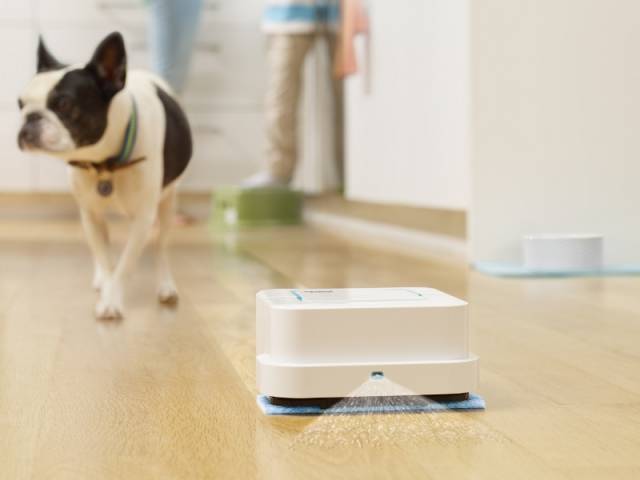 Un appareil connecté pour un nettoyage plus performant  - IRobot lance Braava Jet, nouveau laveur de sols