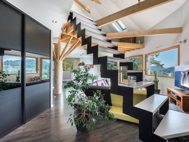 Un escalier design et aérien 