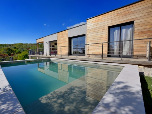 Une maison en bois au coeur de la garrigue Une maison en bois au coeur de la garrigue
