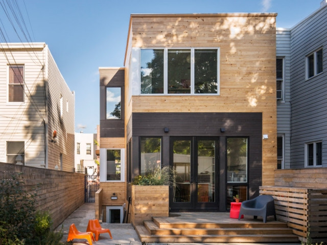 3 cubes pour une maison de ville en bois spacieuse