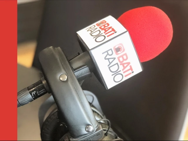 Maison à part sur Batiradio pour l'émission En Aparté Maison à part sur Batiradio pour l'émission En Aparté