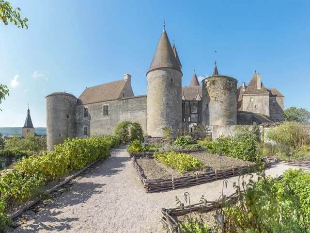 Château de Châteauneu-en-Auxois