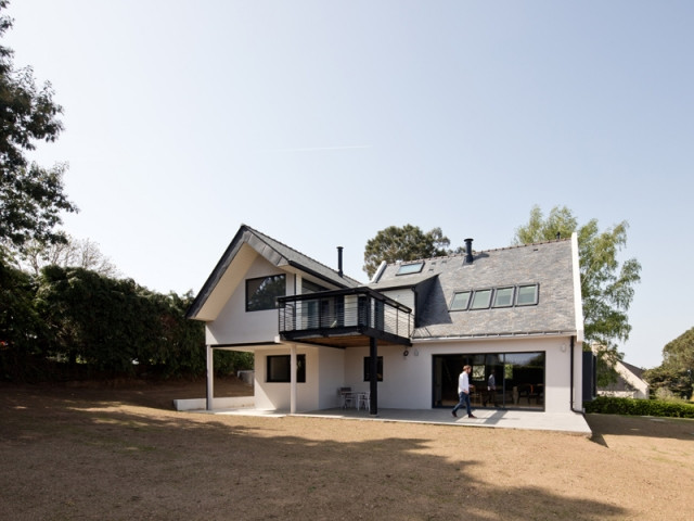 Une maison modernisée aux allures de villa