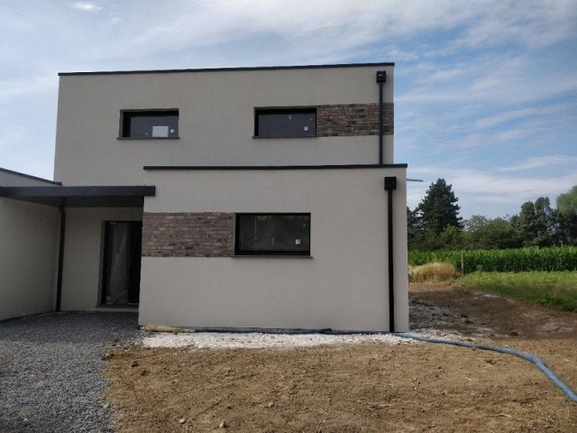 Maison neuve de moyenne gamme dans les environs de Lille 