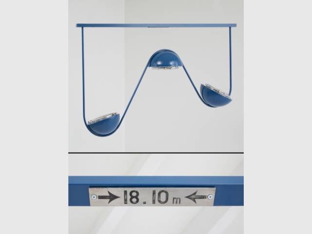 Luminaire Plein Phares, par Studio Brichet Ziegler, mise à prix : 500 &euro;