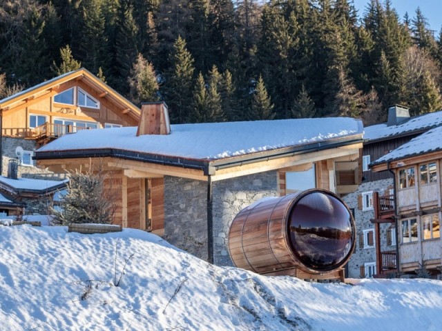 Un chalet 5 étoiles avec sauna panoramique perché face au Mont Blanc