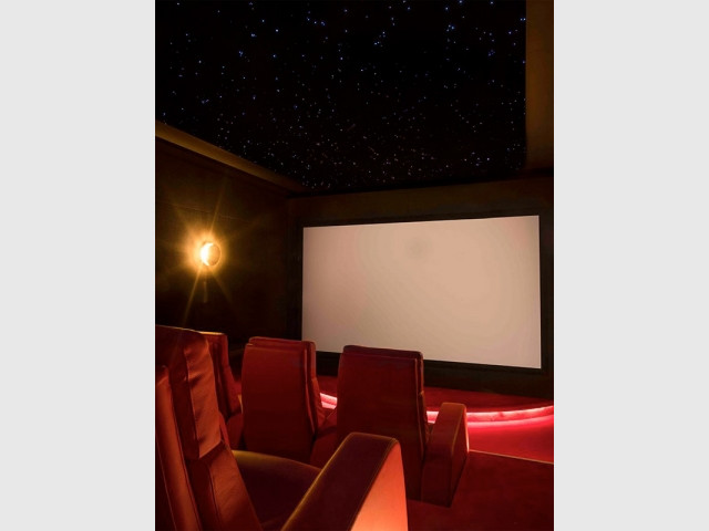 Une salle de cinéma privée