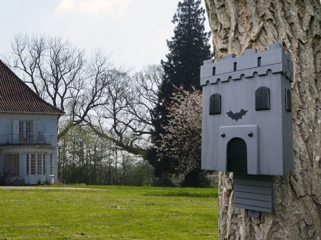 Château à chauve-souris en bois, Wildlife Garden, prix : 59,50 &euro;
