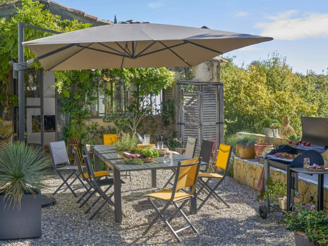 Terrasse couverte : abri de terrasse, pergola, tonnelle, voile d'ombrage  - Côté Maison