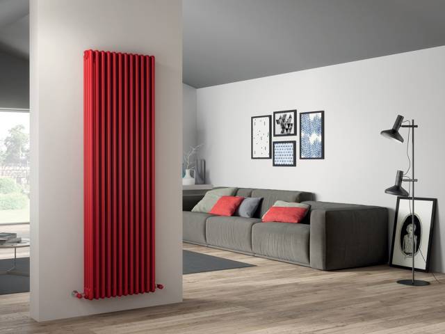 Radiateur à eau chaude vertical Téolys, existe en version électrique, Finimetal