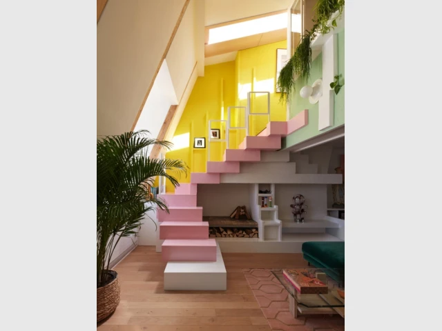Un escalier plein de caract&egrave;re