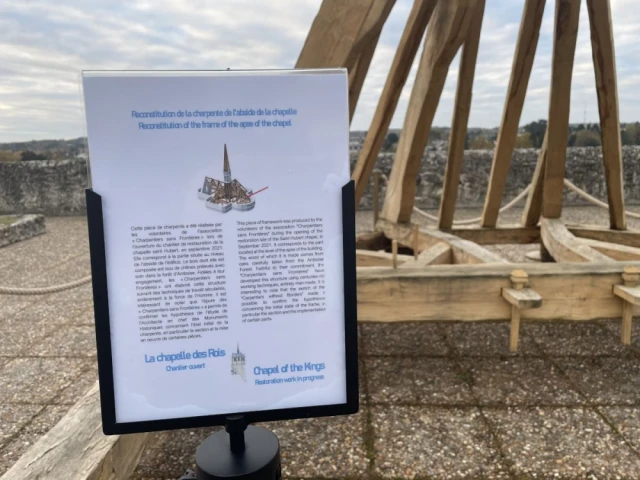 Une charpente remise en état  - Chapelle Saint-Hubert château d'Amboise chantier