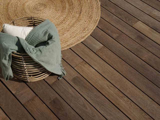 Du bois naturel pour une terrasse chaleureuse