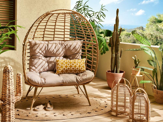 Chaise Suspendue Rotin Jardin Patio Extérieur Intérieur Eté