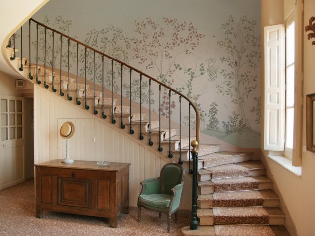 Un panoramique comme une peinture dans l'escalier 