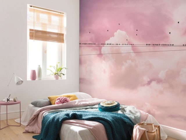 Du papier peint nuages dans la chambre à coucher