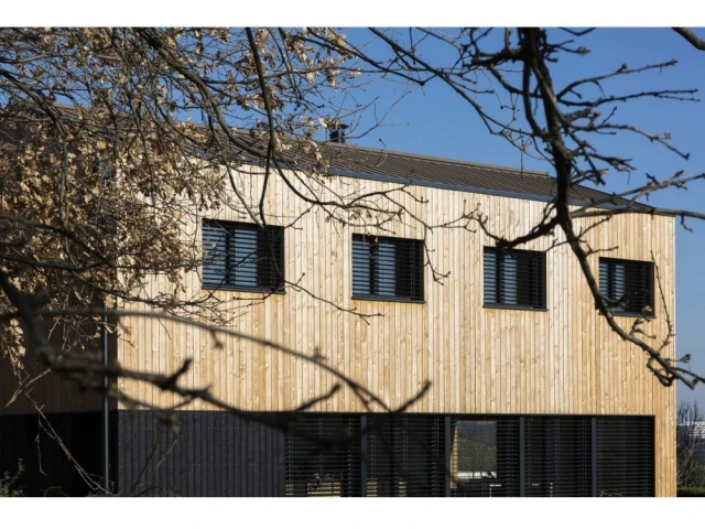 Eviter les "effets spectaculaires" - Maison passive par Hytt Architecture