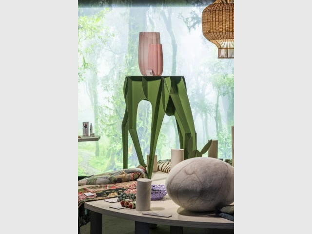 La console biche de la marque ibride
