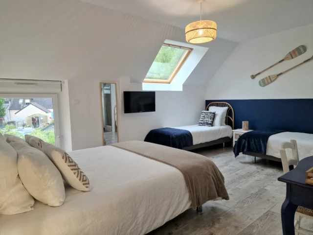 Une chambre familiale sous les toits