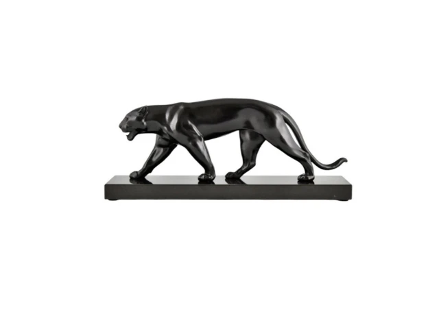 Sculpture panthère en bronze par Max Le Verrier (1891-1973), adjugée à 7.800 euros
