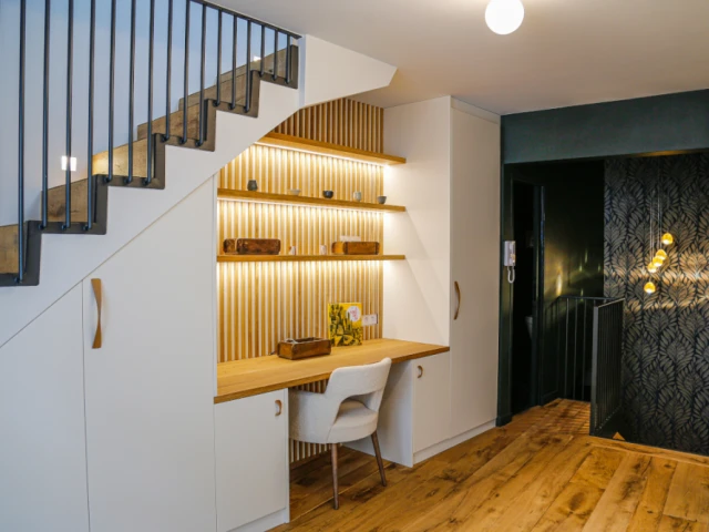 Après : Une espace bureau cosy et lumineux