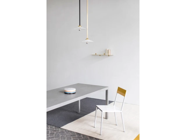 Un luminaire minimaliste