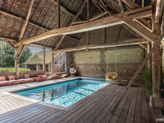 Catégorie piscine intérieure : PRIX SPÉCIAL COUP DE C&OElig;UR PATRIMOINE