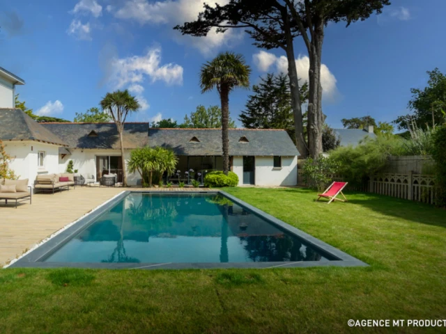 Catégorie rénovation de piscine : Trophée d'Argent ex æquo