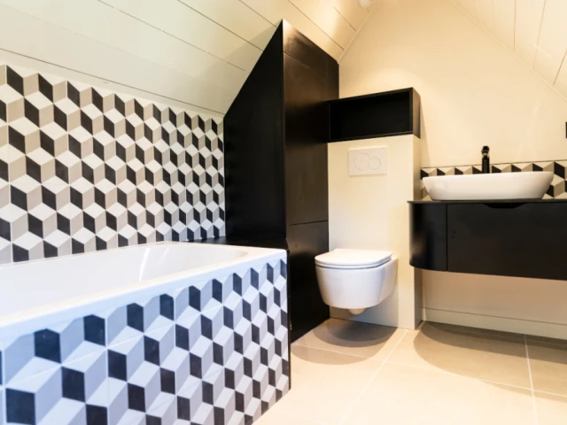 Après : Une salle de bain graphique