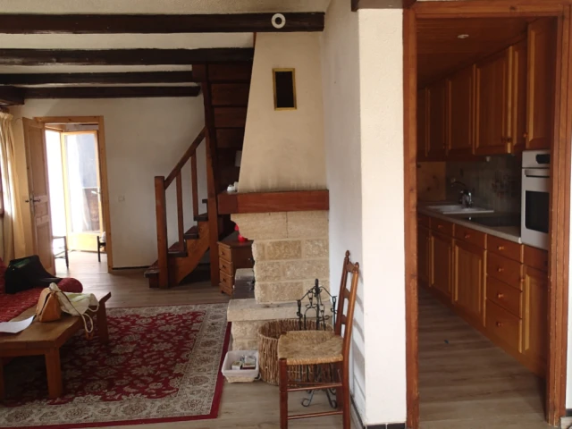 La cuisine avant travaux 