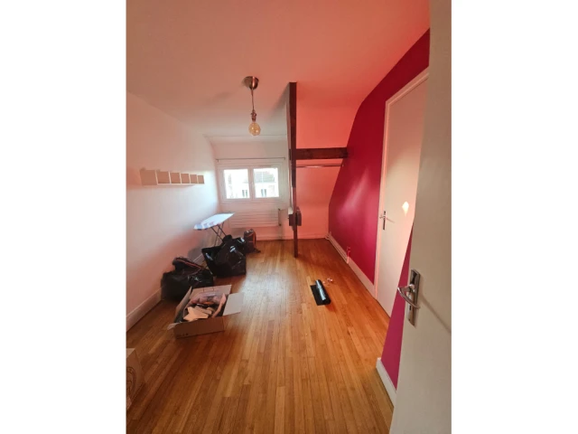 La salle de jeux avant travaux 