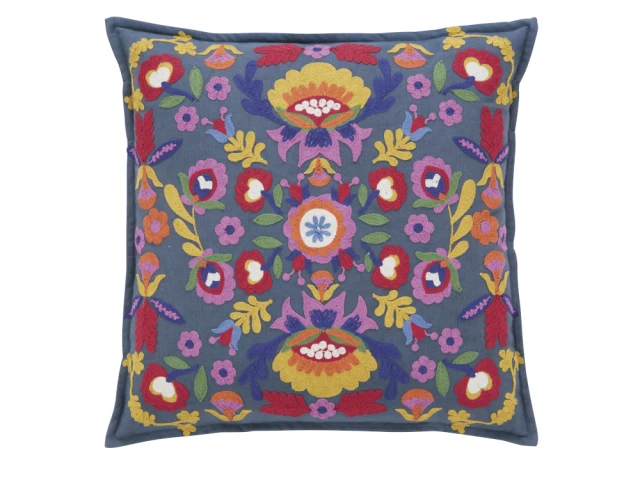 Les broderies nous en font voir de toutes les couleurs 