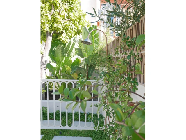 La douche d'ext&eacute;rieur 