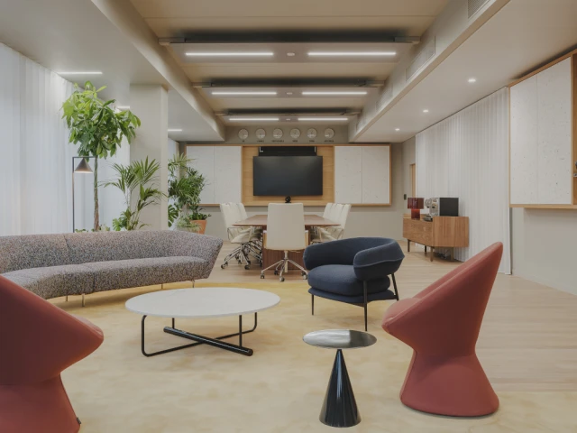 Cr&eacute;er la confusion jusque dans les salles de r&eacute;union - Le nouveau si&egrave;ge social de Suez 