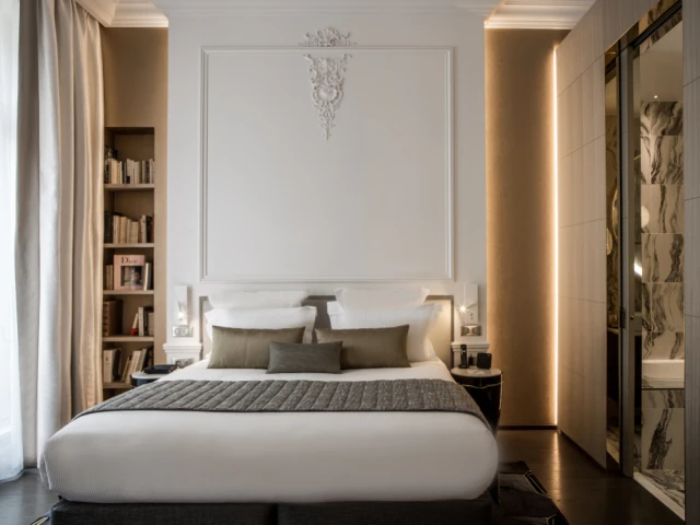 La Clef Champs-&Eacute;lys&eacute;es 