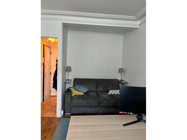 Une alc&ocirc;ve sombre - Le salon avant les travaux 