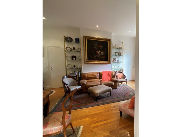 L'ancien bureau du rez-de-chauss&eacute;e 