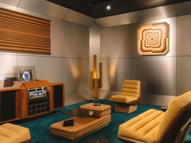 Le cabinet Hi-Fi Bell&acirc;me 