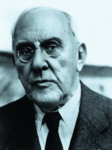 Josef Hoffmann.