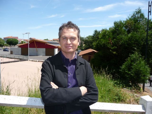 Thierry Voland, manager du Service tuiles au Centre Technique de matériaux naturels de construction.