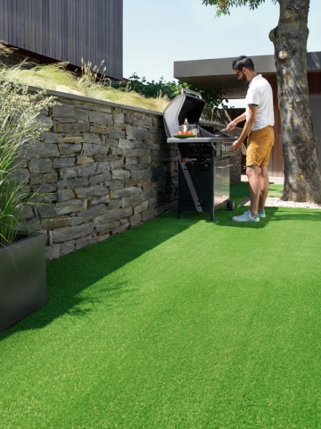 Une terrasse en gazon synthétique