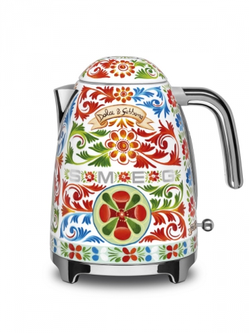 SMEG lance sa bouilloire Dolce & Gabbana