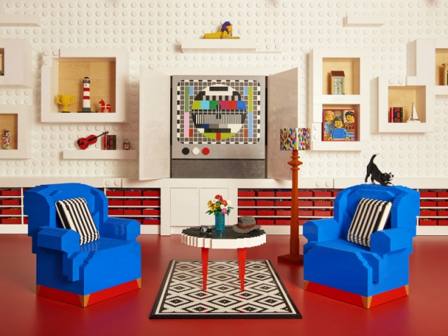 Fauteuils et télévision sont en LEGO... 