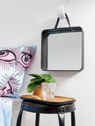 Miroir carré, collection Asos Supply, 27,99 &euro;