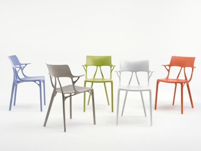 Les coloris de la chaise A.I., conçue en collaboration par Kartell, Philippe Starck et Autodesk 