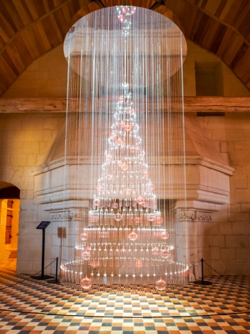 Un sapin fabriqué artisanalement dans les ateliers de la Verrerie Dumas 