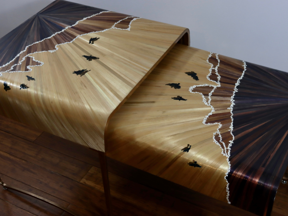 Les tables en marqueterie de paille Crépuscule
